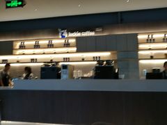 -瑞幸咖啡(宝华国际广场店)