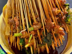 -拈签一笑黄牛肉辣卤串串