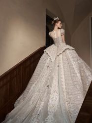 点击看大图 -Lady Jane高端婚纱礼服馆