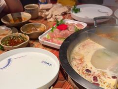 -小龙坎火锅(湖滨银泰in77店)
