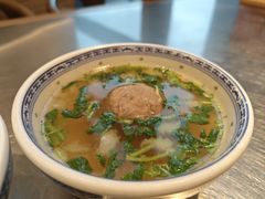 -潮界(LU·ONE凯德晶萃广场店)