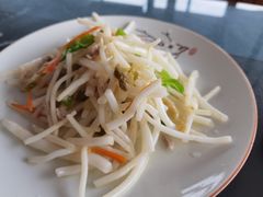 芦苇根炒肉丝-梦缘水乡·湖景餐厅