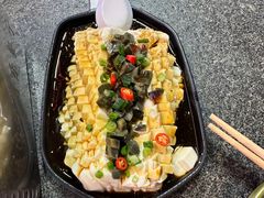 -路边边地标烧烤·川菜·小龙虾·音乐酒馆(良乡长虹店)