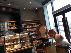 面包甜点陈列柜-星巴克臻选(成都来福士店)