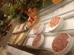 -享遇.锅姥姥牛排海鲜自助(小寨店)