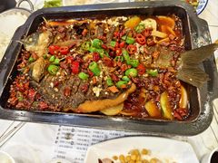 -江城燕子大排档(江汉路步行街店)