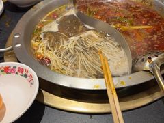 -沸炉重庆老火锅(军事博物馆店)