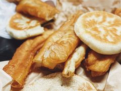 -禾诗夜市大饼油条(松江店)