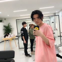 -T8 SALON
