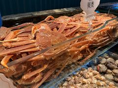 -雍容荟帝王蟹活龙虾展台自助(IFS黑金店)