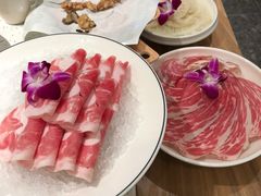 -三人行骨头王火锅(长寿店)