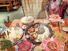 -周小明火锅(黑金冠社区店)