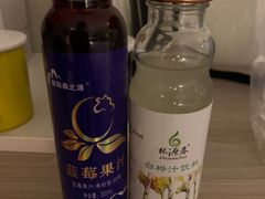 -果松木炭酸菜铜火锅·外婆参鸡汤