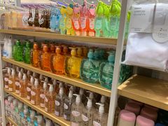 -名创优品(广东东莞东城万达2店)