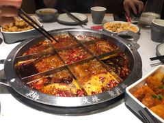-井格重庆火锅(友谊路新业广场店)