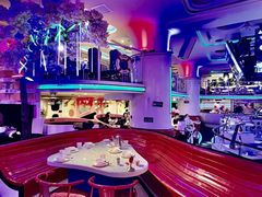 -巴特餐饮6加1音乐餐吧·新疆菜