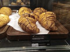 法式香浓巧克力可颂-星巴克(海口美兰机场分店)