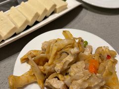 -海底捞火锅(凯德广场店)