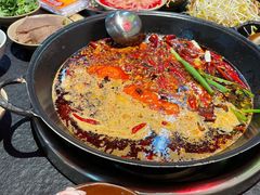-四小区火锅·巷子里的重庆火锅(花照壁店)