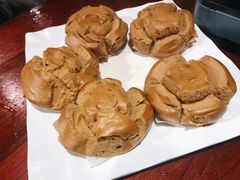 -刘姐啤酒鱼民族演艺餐厅(西街总店)