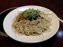 -霄汉牛三鲜湖北砂锅菜(万松园2店)