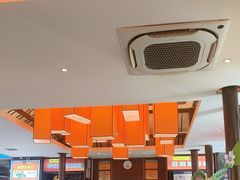 -阿瓦山寨·湘菜现炒·剁椒鱼头王(咸阳总店)