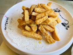 -鑫巴蜀小镇 · 水煮鱼专研店(玉桥店)