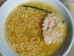 -穹六人间 people 6(岳阳路店)