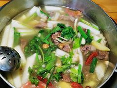 -大众跷脚牛肉馆·非遗传承单位(峨眉山店)