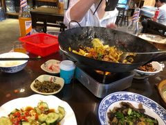 -富正毅三下锅·湘西韵味(天门山索道店)