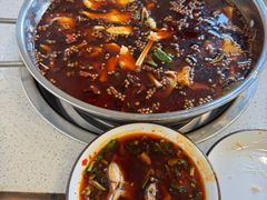 -老表牌·蛙蛙鸡冷锅鱼(成都东站店)