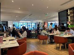 -港丽餐厅(高德置地店)