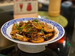油爆基围虾-老头儿油爆虾·知味杭州(爱琴海购物中心)