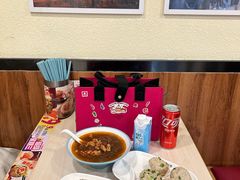 -小杨生煎(白玉兰广场店)