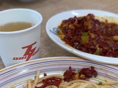 -歹歹的加个面过油肉拌面