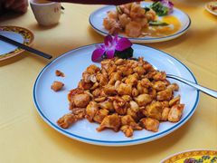 宫爆鸡丁-仿膳饭庄·宫廷风味(百年传承店)