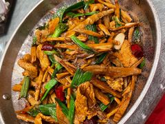 -侬佳蒸菜馆(听潮店)