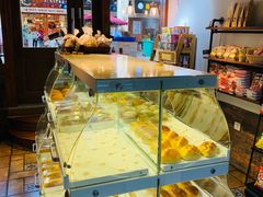 面包甜点陈列柜-KOMUGI 小麦家(新地假日广场店)