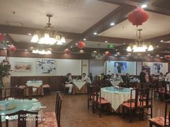大堂-六和聚传统烤鸭.天津菜(和平店)