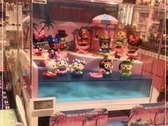 -泡泡玛特POPMART(蓝色港湾店)