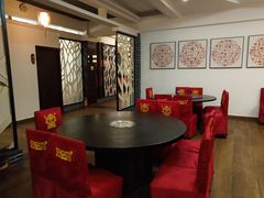 -东方之猪四更烤乳猪(金垦总店)