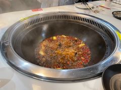 -哈尔滨烧烤·山河村铁锅炖(交大店)
