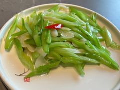 -吴越荣记苏州菜·松鼠桂鱼100%活鱼现做(月光码头店)