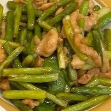 蒜苔炒肉-荟选餐饮徐家汇社区食堂(徐虹北路店)