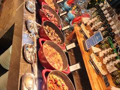 -广州万富希尔顿酒店·感趣自助餐厅·金秋蟹宴生蚝海鲜刺身