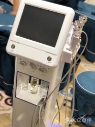 -阿茹娜美容会馆