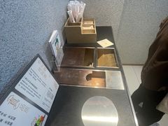 -喜茶(北京华贸购物中心店)