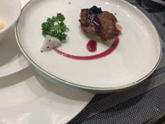-半岛翡丽海鲜自助餐厅(观风亭店)