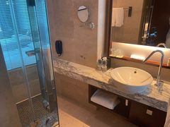 -上海龙之梦万丽酒店