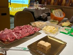 -谷丽羊肉串·新疆鲜货烧烤馆·清真·夜宵(长沙首店)